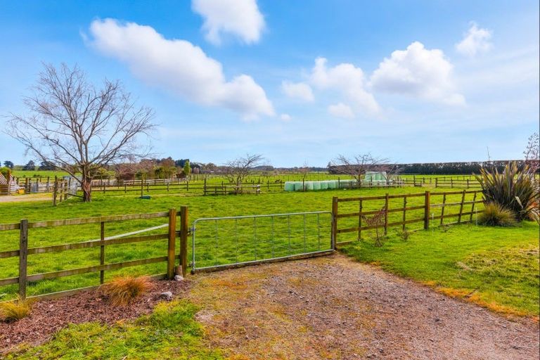 Photo of property in 70 Joblins Road, Levin, 5571