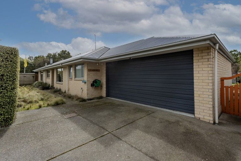 Photo of property in 37a Douglas Road, Amberley, 7410