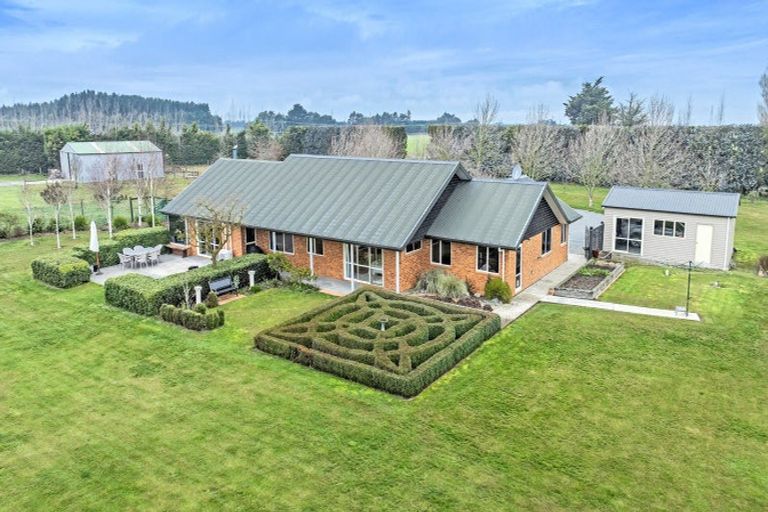 Photo of property in 586 Rakaia Selwyn Road, Leeston, 7682