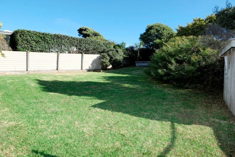 Photo of property in 51 William Street, Waikanae Beach, Waikanae, 5036