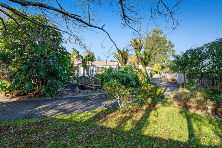 Photo of property in 2312 State Highway 16, Helensville, 0875