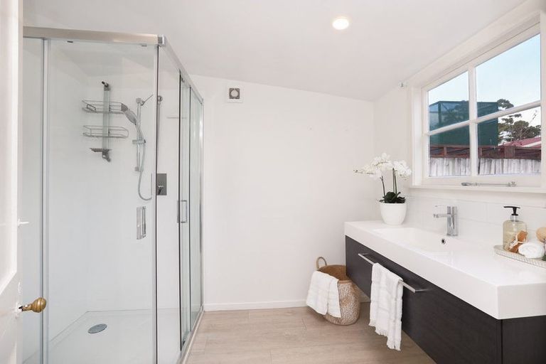Photo of property in 5 Bridge Street, Waikuku Beach, 7473