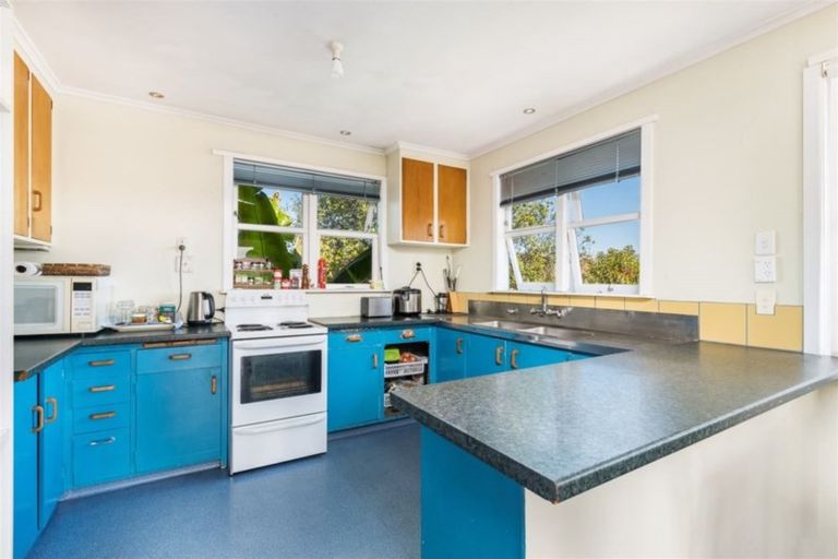 Photo of property in 728 Te Atatu Road, Te Atatu Peninsula, Auckland, 0610