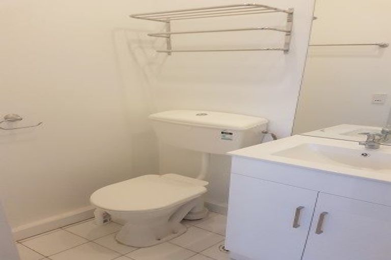 Photo of property in Regency Apartments, 3c/49 Manners Street, Te Aro, Wellington, 6011