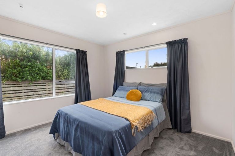 Photo of property in 76 Cedar Drive, Paraparaumu Beach, Paraparaumu, 5032