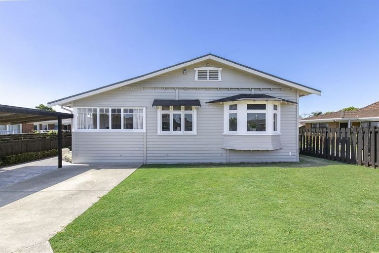 Photo of property in 2/12 Paton Avenue, Papatoetoe, Auckland, 2025