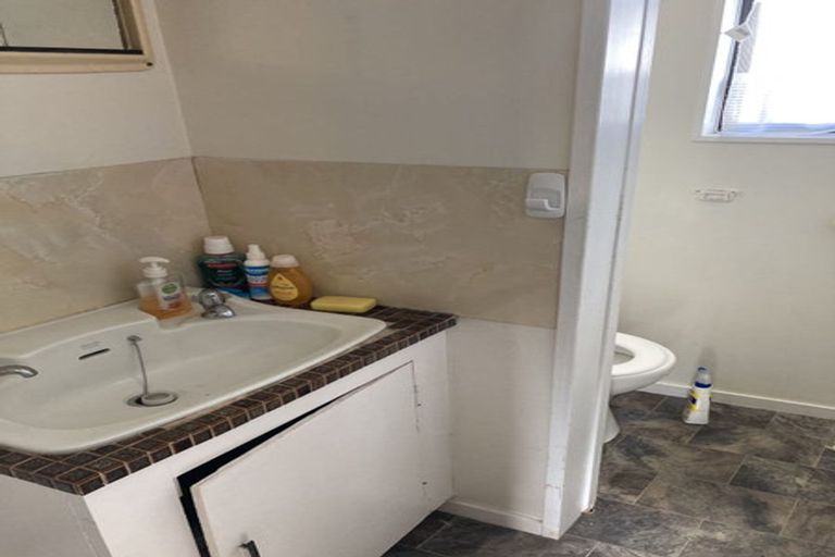 Photo of property in 21 Sheridan Street, Silverdale, Hamilton, 3216