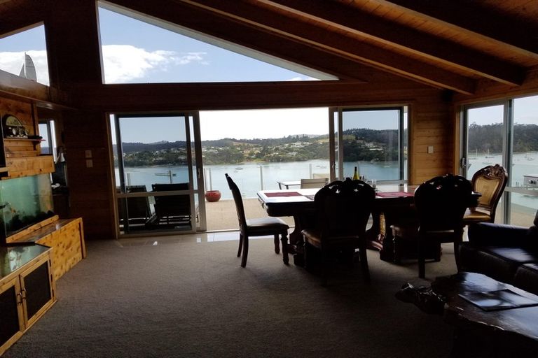 Photo of property in 18 Sir George Back Street, Opua, 0200