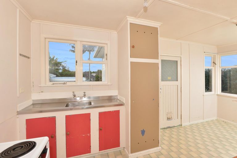 Photo of property in 49 Third Avenue, Avenues, Whangarei, 0110