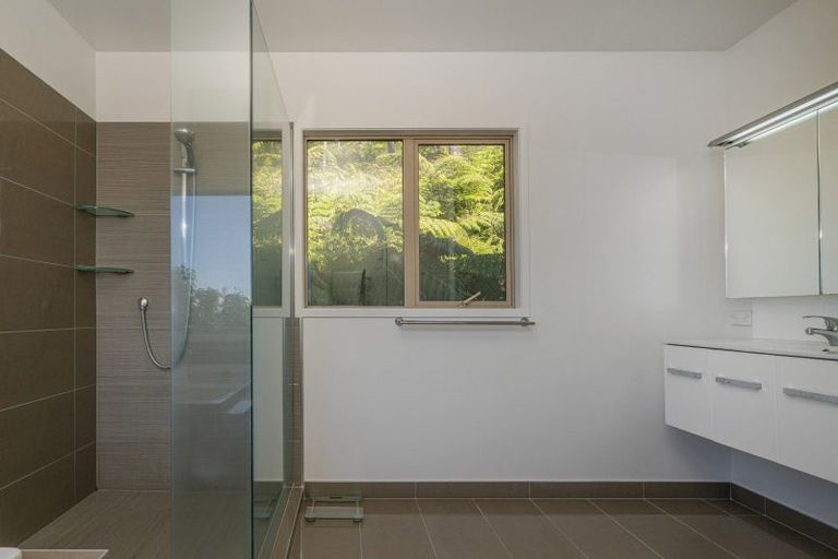 Photo of property in 10 Patricia Place, Hahei, Whitianga, 3591