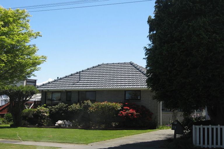 Photo of property in 15 Maple Street, Bishopdale, Christchurch, 8053