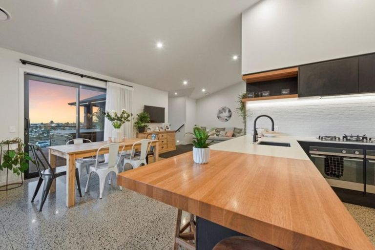 Photo of property in 20 Blackberry Way, Welcome Bay, Tauranga, 3175