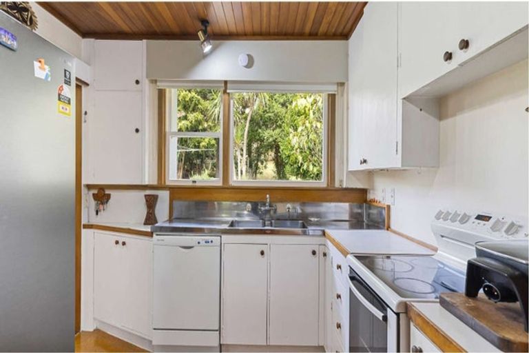 Photo of property in 4 Alton Avenue, Hillcrest, Auckland, 0627
