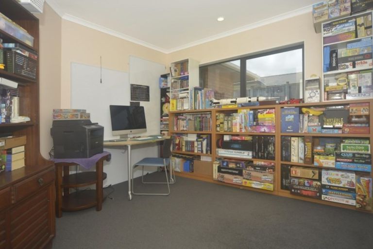 Photo of property in 15 Ludlam Way, Otaki, 5512