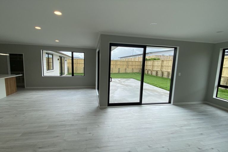 Photo of property in 9 Miharo Crescent, Flagstaff, Hamilton, 3210