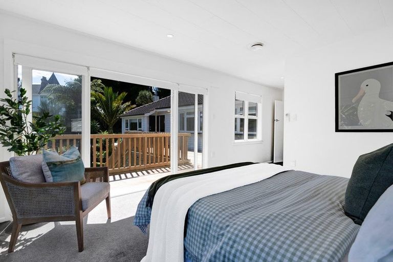 Photo of property in 21a Bracken Street, New Plymouth, 4310