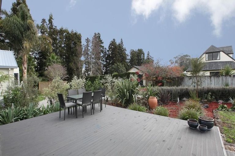 Photo of property in 15 Rimmington Drive, Hamilton Lake, Hamilton, 3204