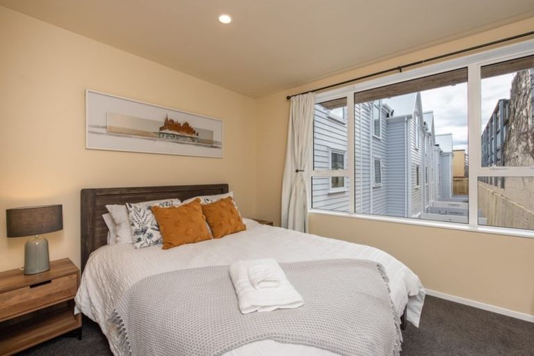 Photo of property in Pirie Street Townhouses, 20/35 Pirie Street, Mount Victoria, Wellington, 6011