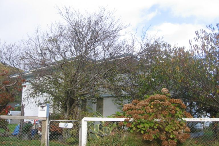 Photo of property in 2 Tyndall Street, Waiwhetu, Lower Hutt, 5010