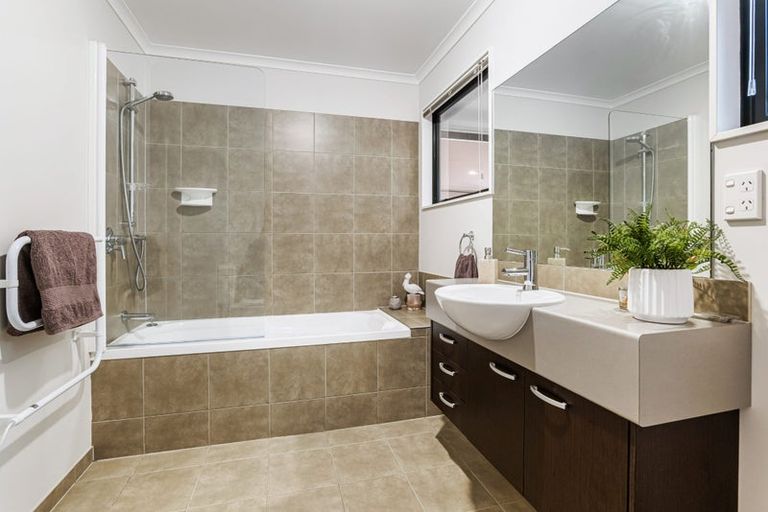 Photo of property in 42 Hungry Creek Road, Puhoi, Warkworth, 0983