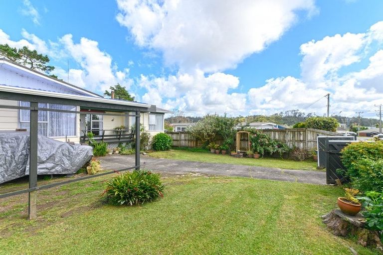 Photo of property in 7 Hetherington Road, Ranui, Auckland, 0612