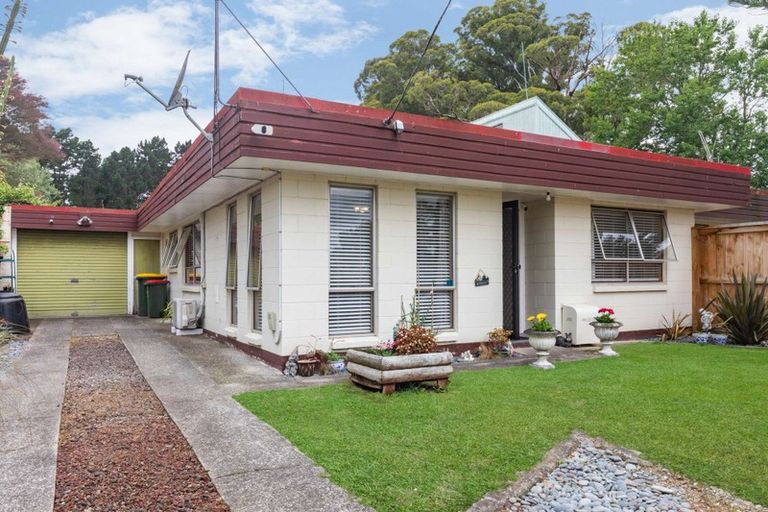 Photo of property in 33 Anthony Crescent, Bader, Hamilton, 3206