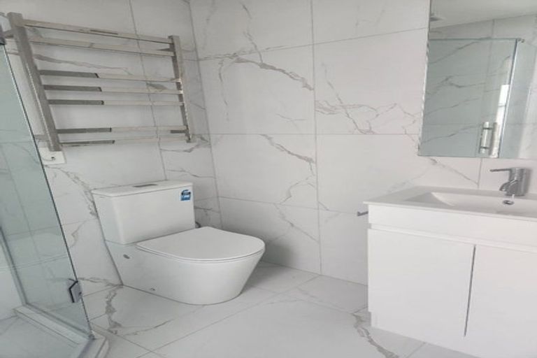 Photo of property in 17 Te Kaapia Road, Papakura, 2110