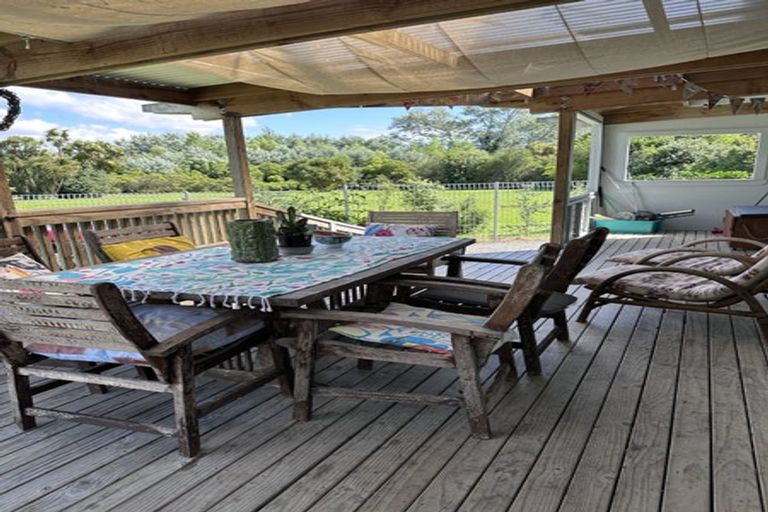 Photo of property in 29 Gillies Crescent, Waimarama, Havelock North, 4294