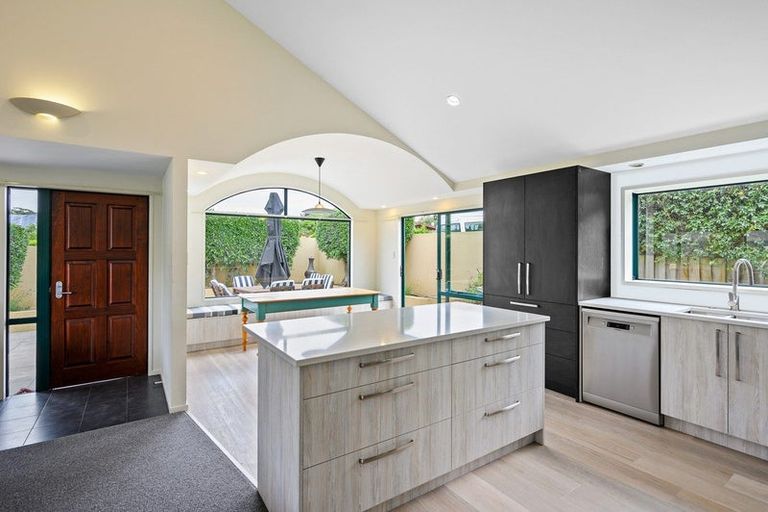 Photo of property in 7 Totara Terrace, Wanaka, 9305