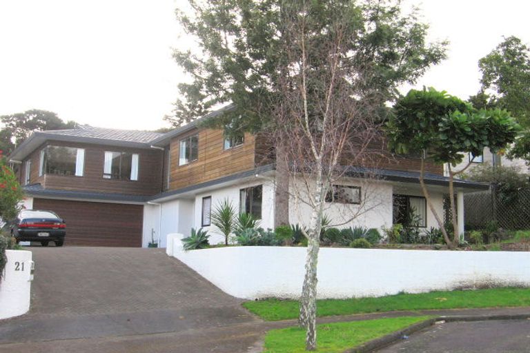 Photo of property in 21 Hakea Place, Totara Heights, Auckland, 2105