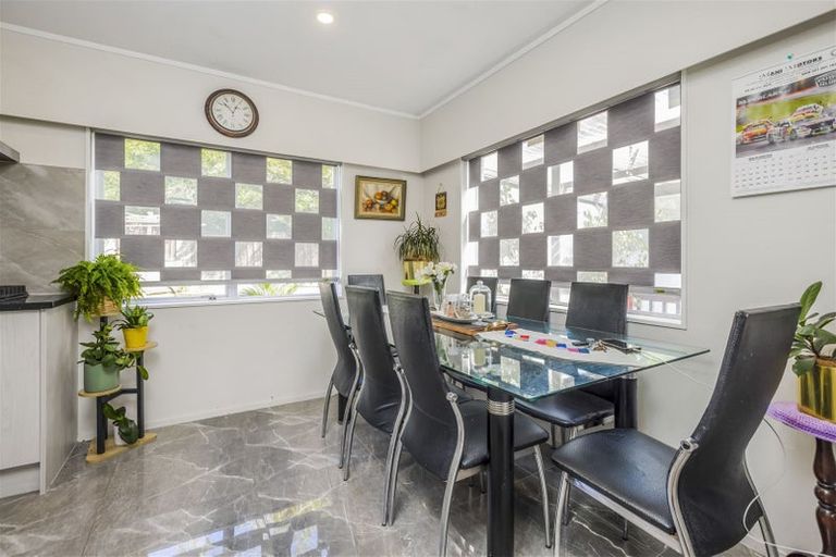 Photo of property in 3/49 Seabrook Avenue, New Lynn, Auckland, 0600