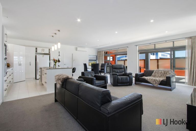 Photo of property in 48 Hanlen Avenue, Waihi Beach, 3611