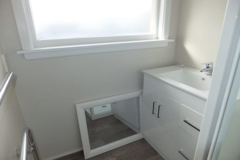 Photo of property in 2/12 Roslyn Avenue, Mairehau, Christchurch, 8052