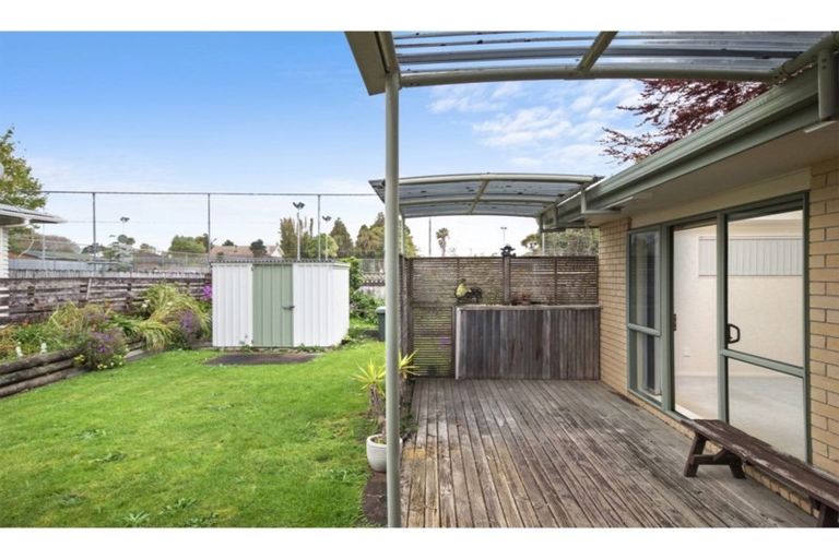 Photo of property in 13b Howden Street, Waiuku, 2123