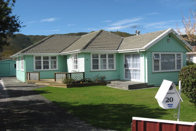 Photo of property in 20 Westminster Road, Wainuiomata, Lower Hutt, 5014