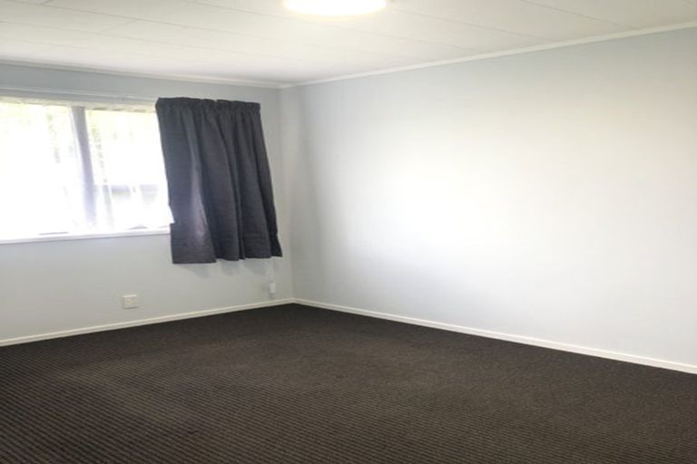 Photo of property in 55 Sikkim Crescent, Clover Park, Auckland, 2019
