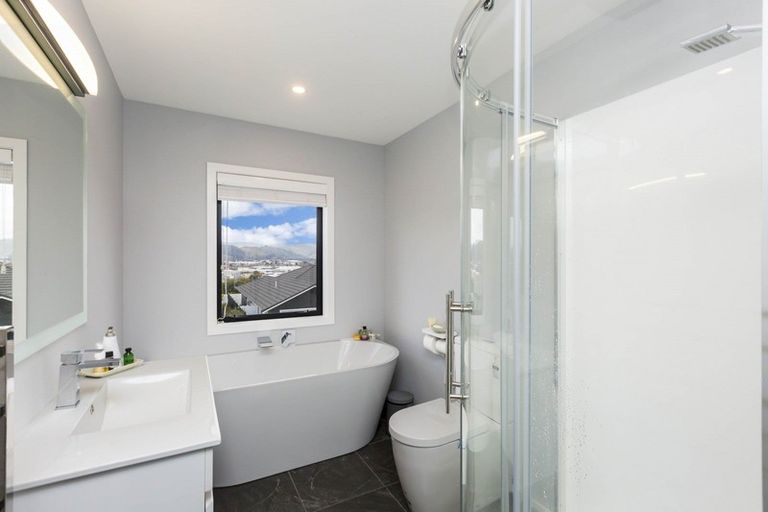 Photo of property in 125 Riverstone Drive, Riverstone Terraces, Upper Hutt, 5018