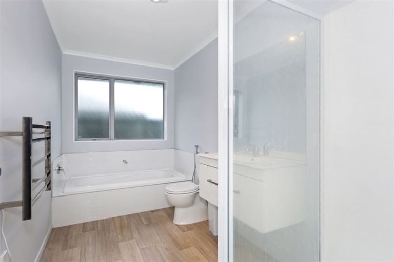 Photo of property in 12 Echelon Drive, Wigram, Christchurch, 8042