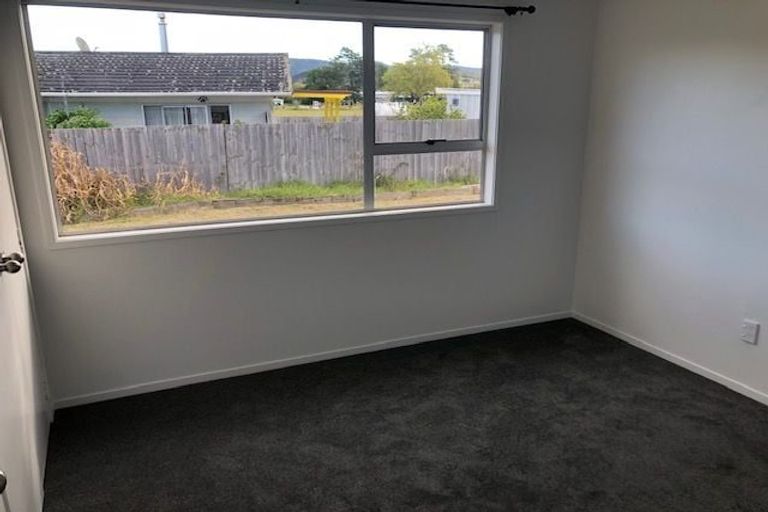 Photo of property in 47 Tabitha Crescent, Henderson, Auckland, 0612