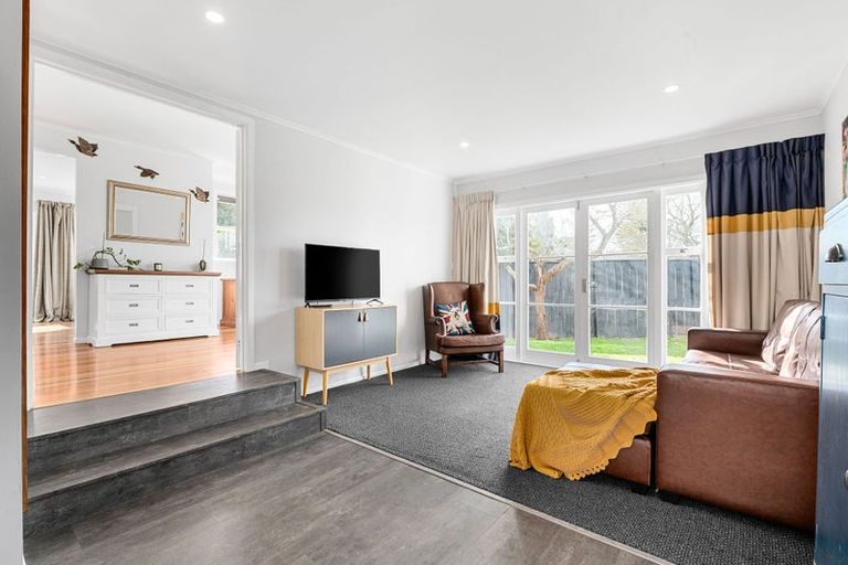 Photo of property in 9 Duncan Road, St Andrews, Hamilton, 3200