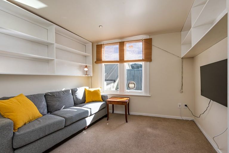 Photo of property in 72 Thompson Street, Mount Cook, Wellington, 6011