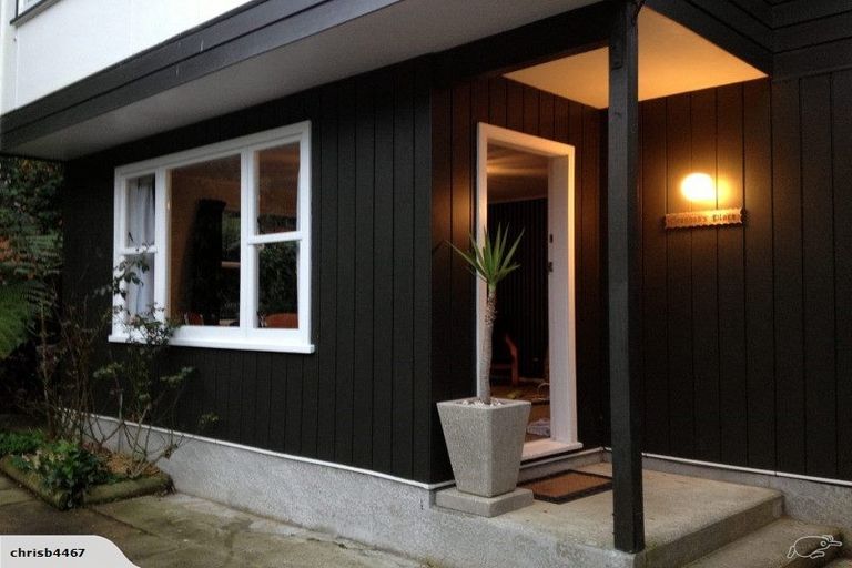 Photo of property in 7 Christina Grove, Normandale, Lower Hutt, 5010