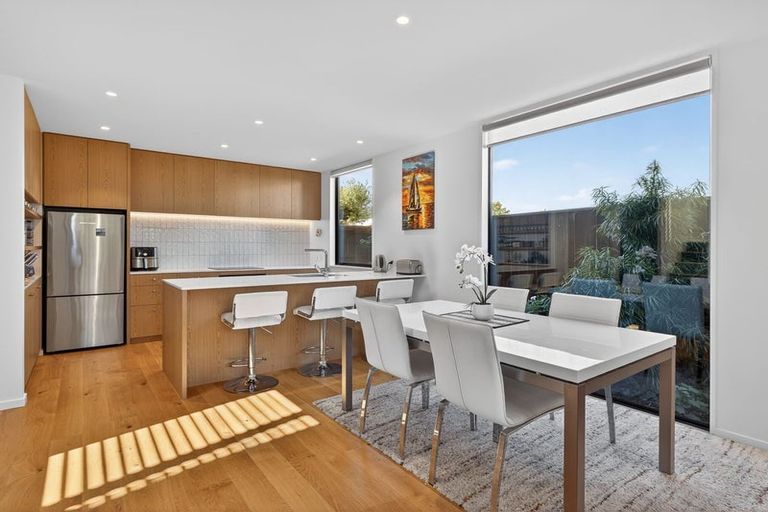 Photo of property in 3/133 Peterborough Street, Christchurch Central, Christchurch, 8013