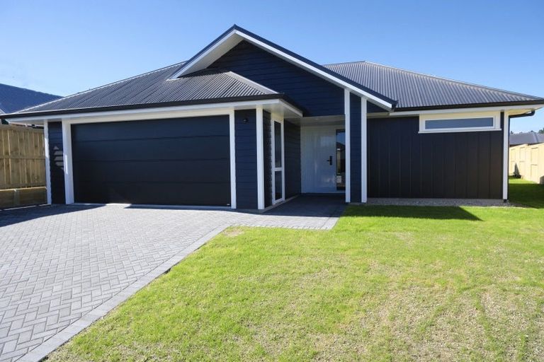 Photo of property in 140 Harakeke Drive, Wharewaka, Taupo, 3330
