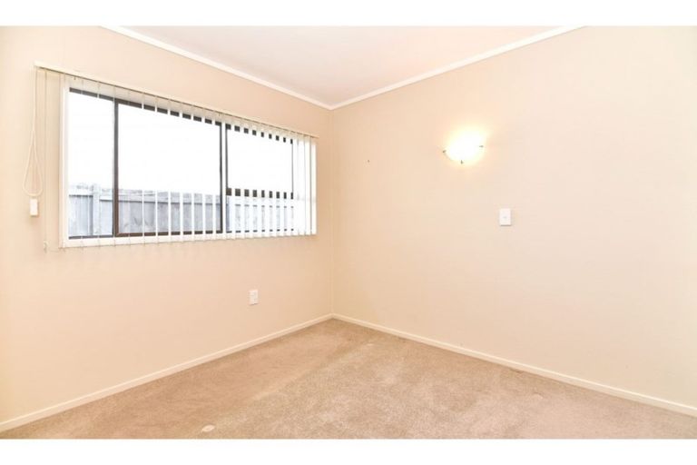 Photo of property in 178b Centreway Road, Orewa, 0931