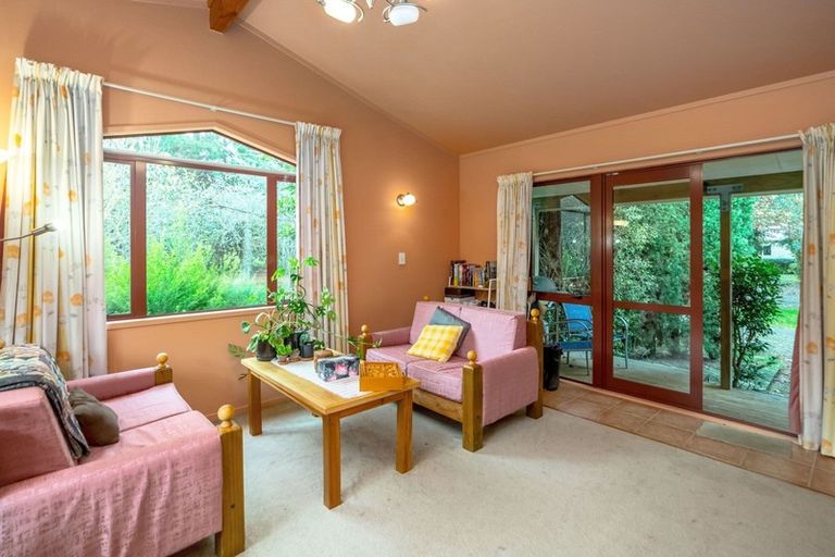 Photo of property in 265 No 1 Line, Tauwharenikau, Featherston, 5771