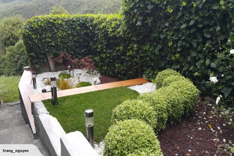 Photo of property in 39 Titiro Moana Road, Korokoro, Lower Hutt, 5012