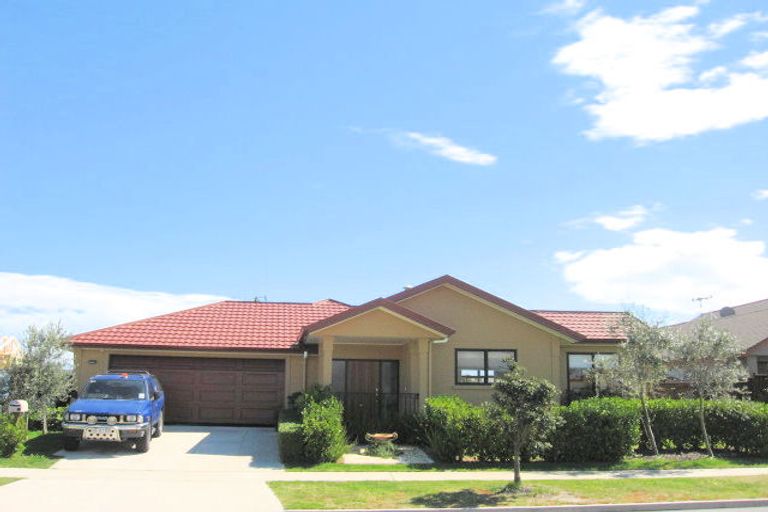 Photo of property in 118 Tuihana Drive, Papamoa Beach, Papamoa, 3118