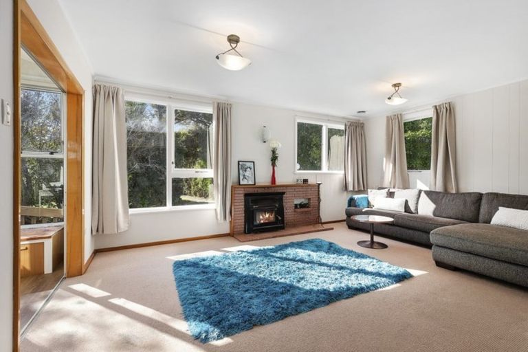 Photo of property in 14a Arawhata Street, Ranui, Porirua, 5024