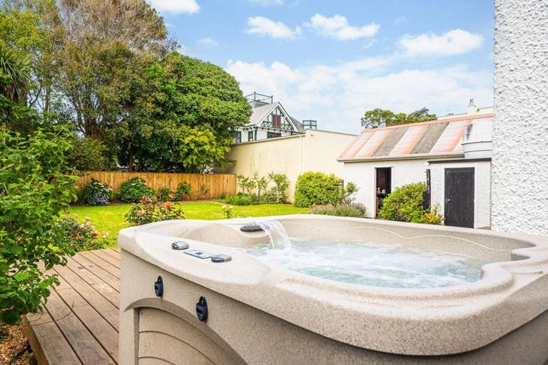 Photo of property in 4 Kent Road, Saint Johns Hill, Whanganui, 4501